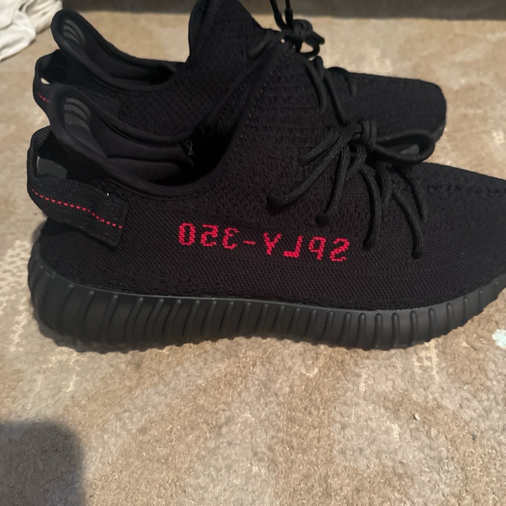 Adidas Yeezy 350 Boost black red